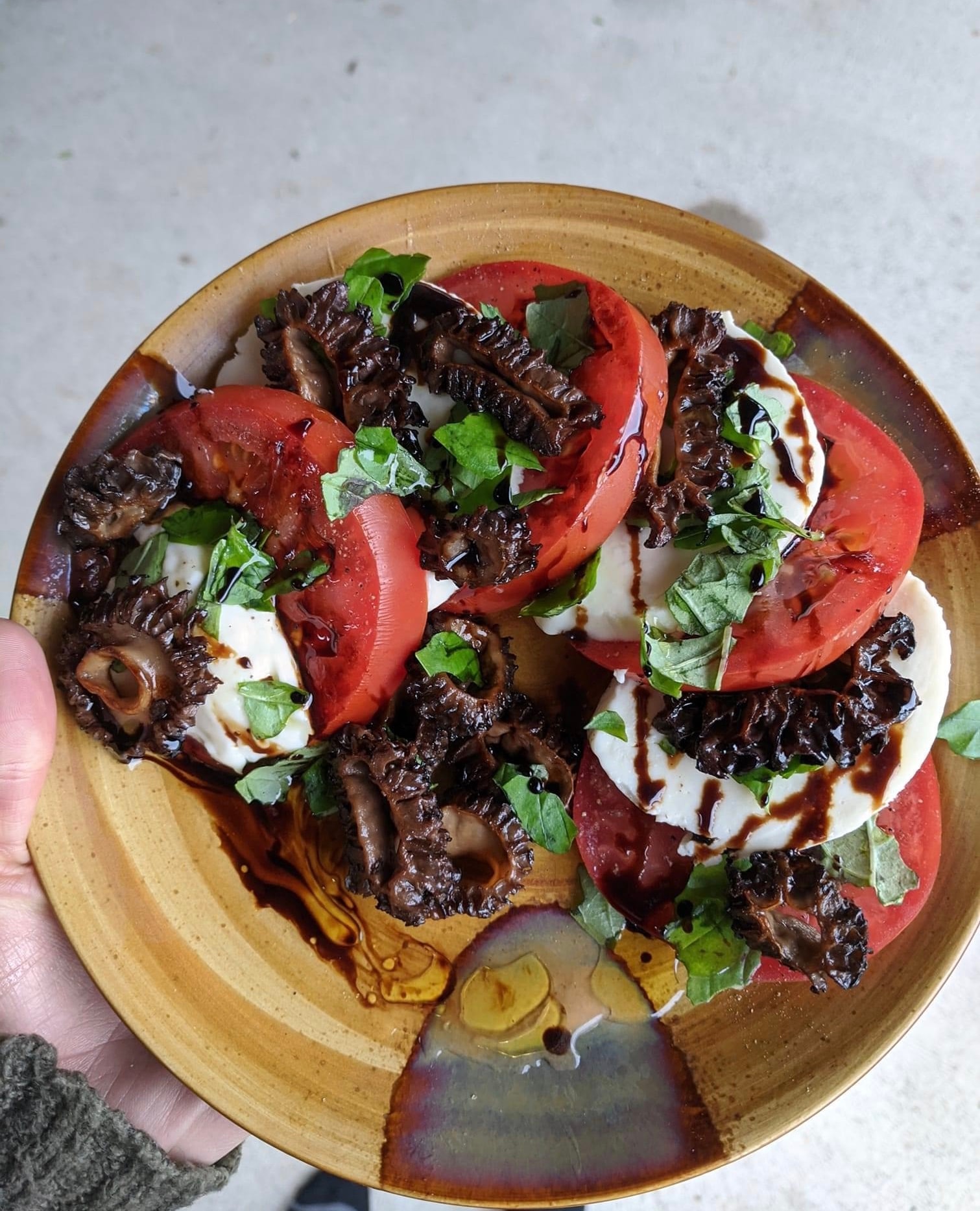 Roasted beet and goat cheese salad